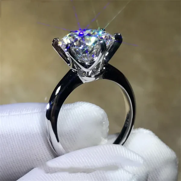 Artificial Rose With Diamond Cut Ring And 18K Nosepin - Image 8