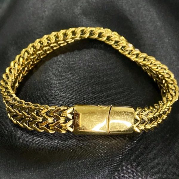 100% Stainless Steel Glossy Golden Bracelet – 5 Years Guarantee