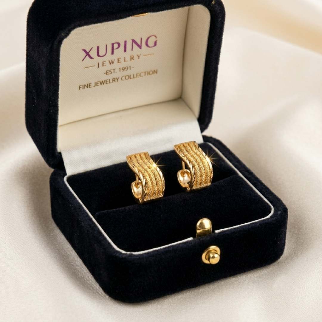 100% Color Guaranteed Jewelry Collection, Classic Hoop Earrings - Image 2